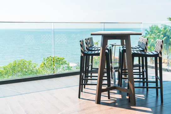 Rambarde Terrasse en Verre : Valorisez votre Propriété avec Style